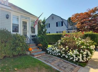 18 Palmer St, Newport, RI 02840