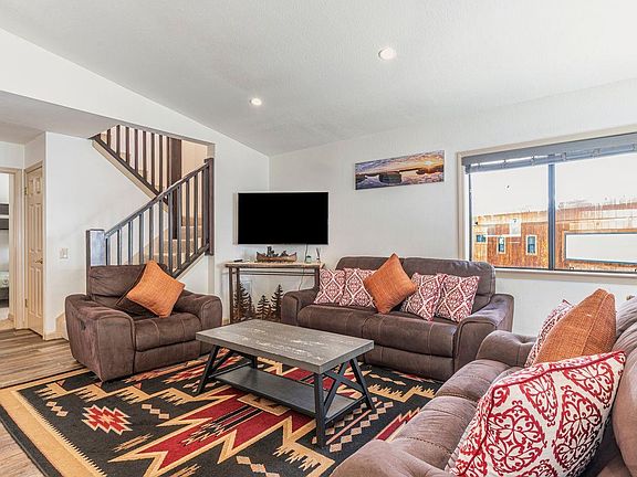4th image of 1134 Regency Way