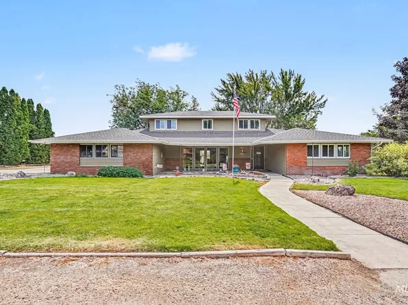 1703 Primrose Dr, Nampa, ID 83686