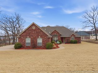 2619 Woodstone Dr, Catoosa, OK 74015