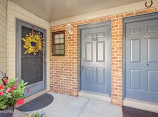 208 Sunshine Court #208, Parlin, NJ 08859