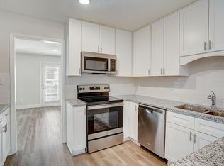 Strawberry Hill, Charlotte, NC 28211