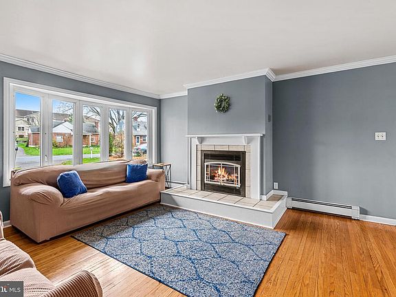 4th image of 1444 Glen Moore Cir