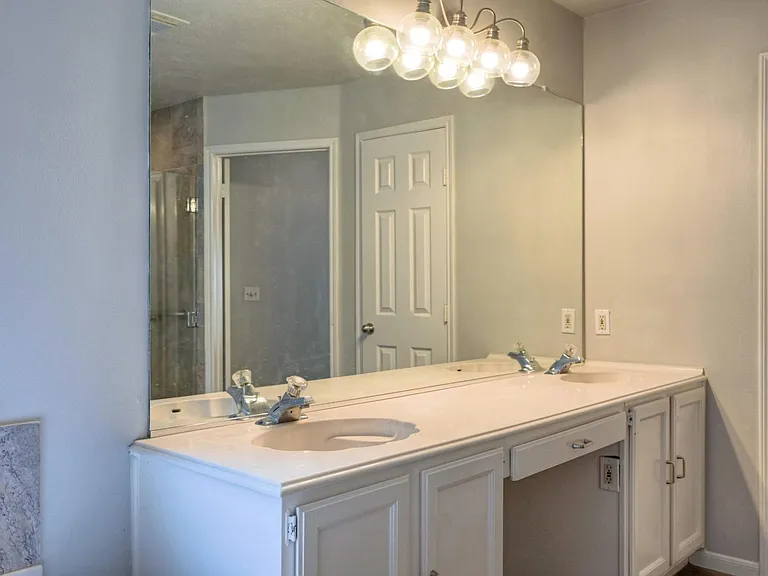 15 White Bark Pl — Photo 38