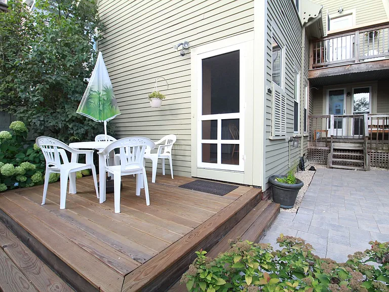 12 Obrion St #3 — Photo 1