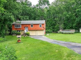 118 Pisgah Rd, Oxford, CT 06478