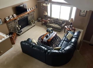 206 Tudor Dr, Butler, PA 16001