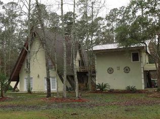 21585 Rosemound Ln, Springfield, LA 70462