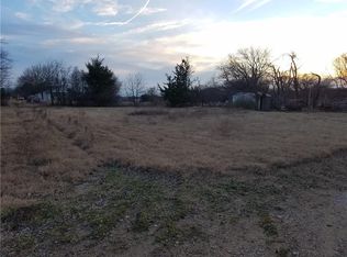 737 Valley View Ave, Red Oak, TX 75154