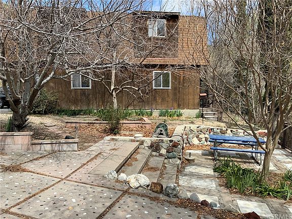 3rd image of 253 Seymour Ln
