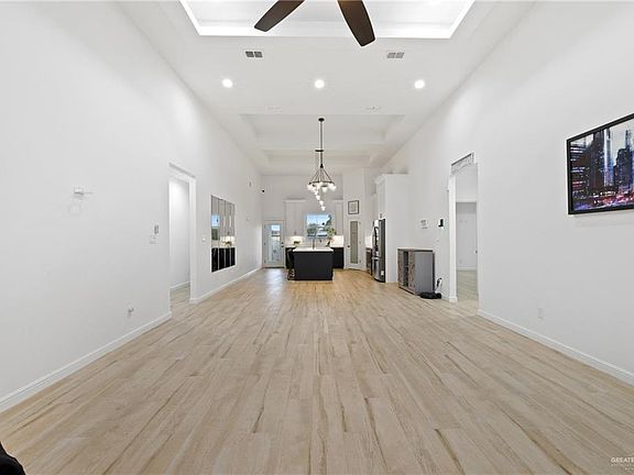 3rd image of 1709 Ozark Ave