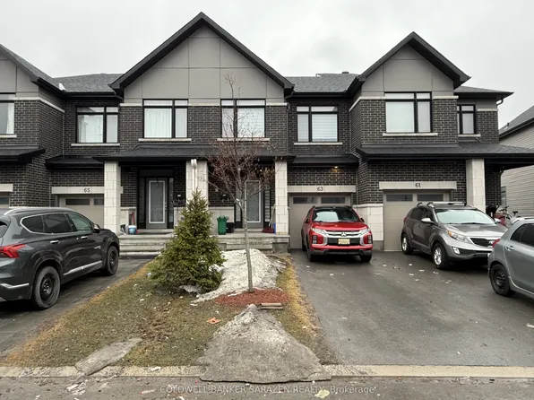 63 Heirloom St, Ottawa, ON K4M 0K9