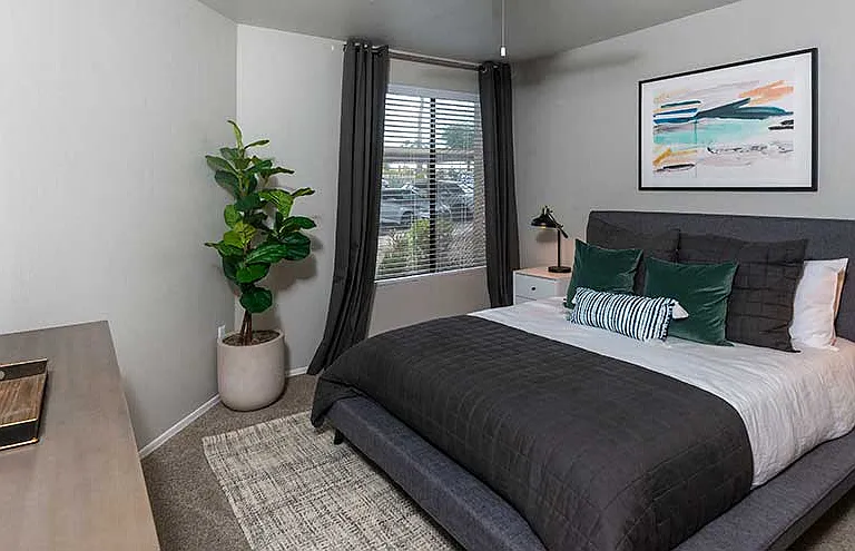 Bella Vista Apartment Homes — Photo 9