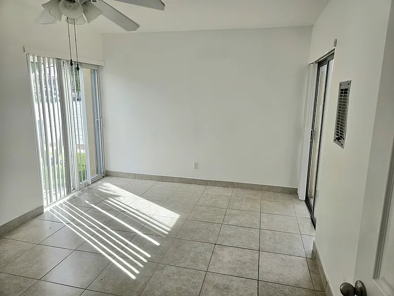 630 Southwind Cir #8 — Photo 15