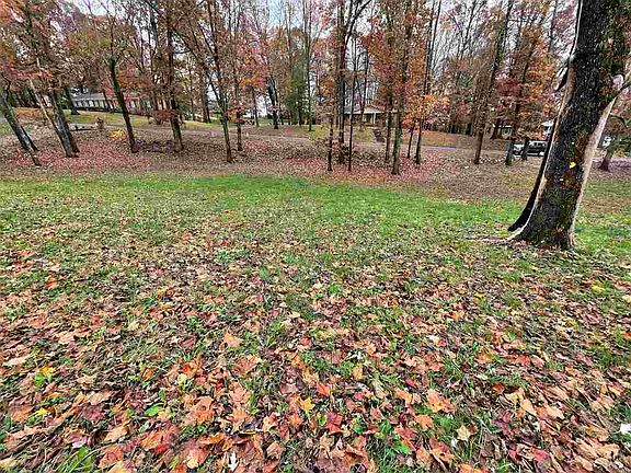 2nd image of 0 Woodcrest Dr
