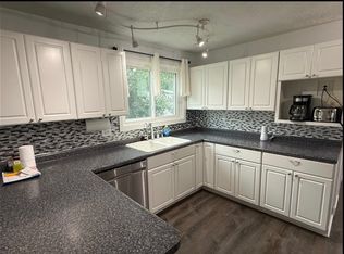 716 G St, Aurora, NE 68818