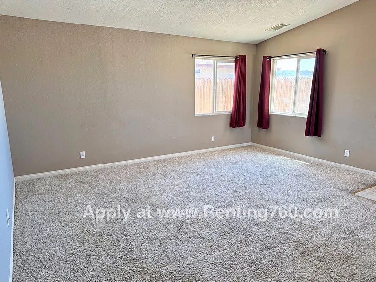 5575 Encelia Dr — Photo 3