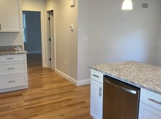 37 Porter St #3, Cambridge, MA 02141