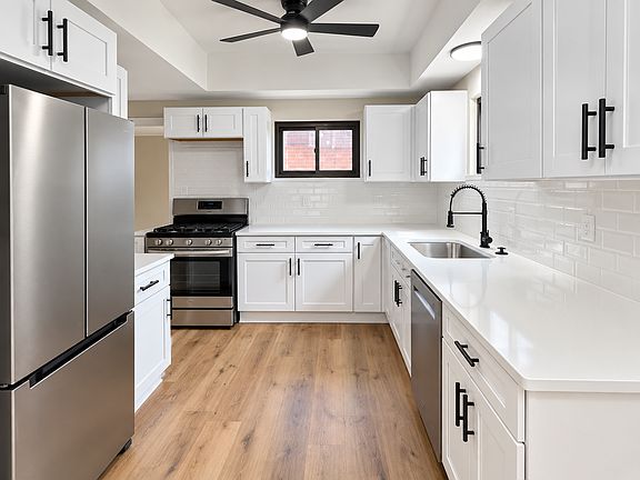 2nd image of 25855 Highland Rd