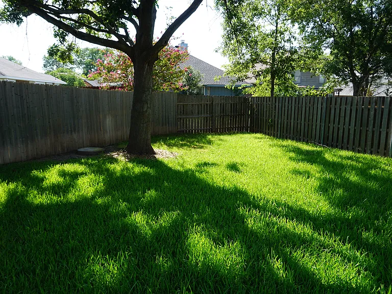 6825 Bellehaven Dr — Photo 7