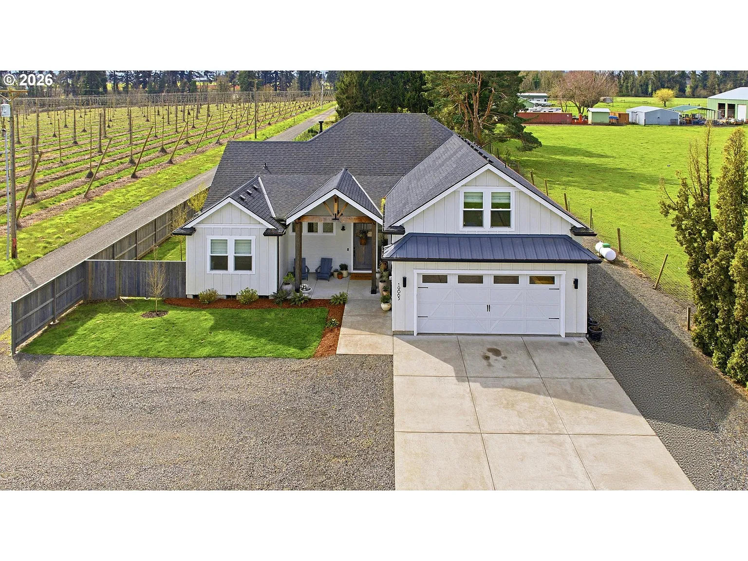 19065 Beaver Ln NE photo 1