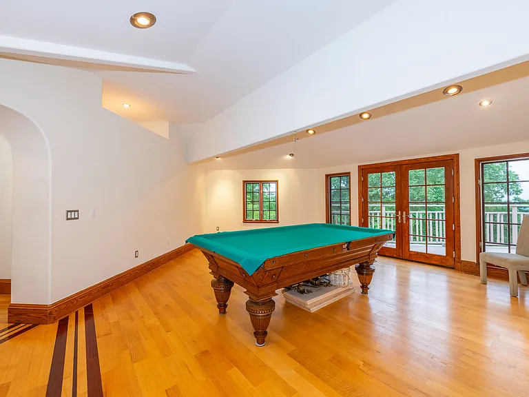 50 Rock Spring Rd — Photo 34