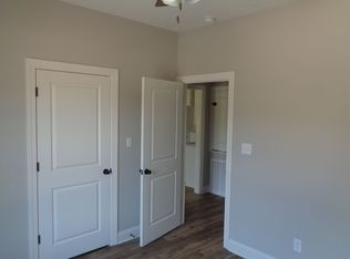 26 Locust Ln, Tupelo, MS 38801