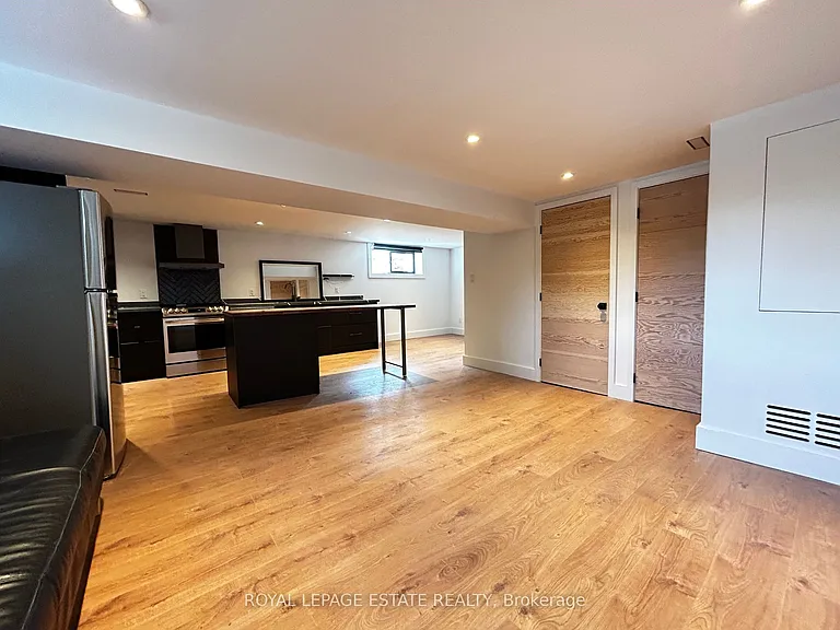 65 Maywood Park #LOWER — Photo 11