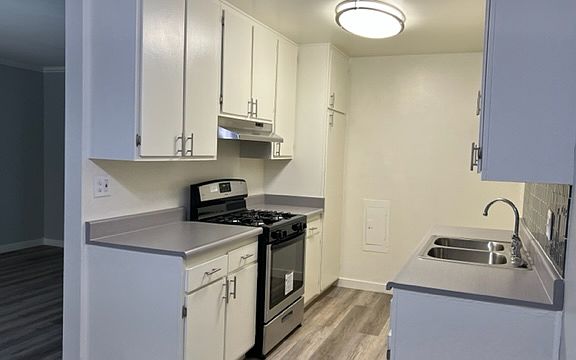 2nd image of 8834 Topanga Canyon Blvd APT 41