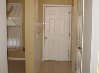 11 Dayna Ct, Perth Amboy, NJ 08861