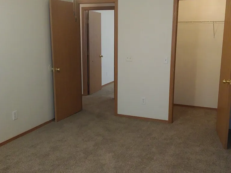 SE Bedroom Closet