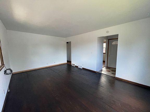 5th image of 4820 N 91st St
