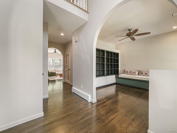 4th image of 18 Baron Drive
