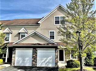 58 Lower Ridge View Cir, East Stroudsburg, PA 18302