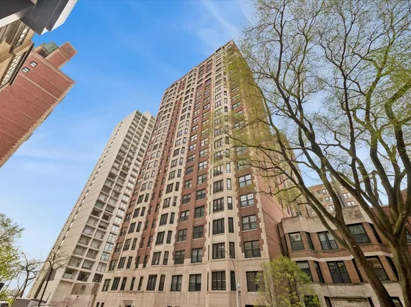 421 W Melrose St APT 6C, Chicago, IL 60657