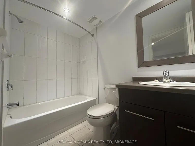 5852 Frontenac St #8 — Photo 14