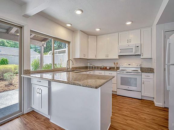 5th image of 5204 El Mercado Parkway