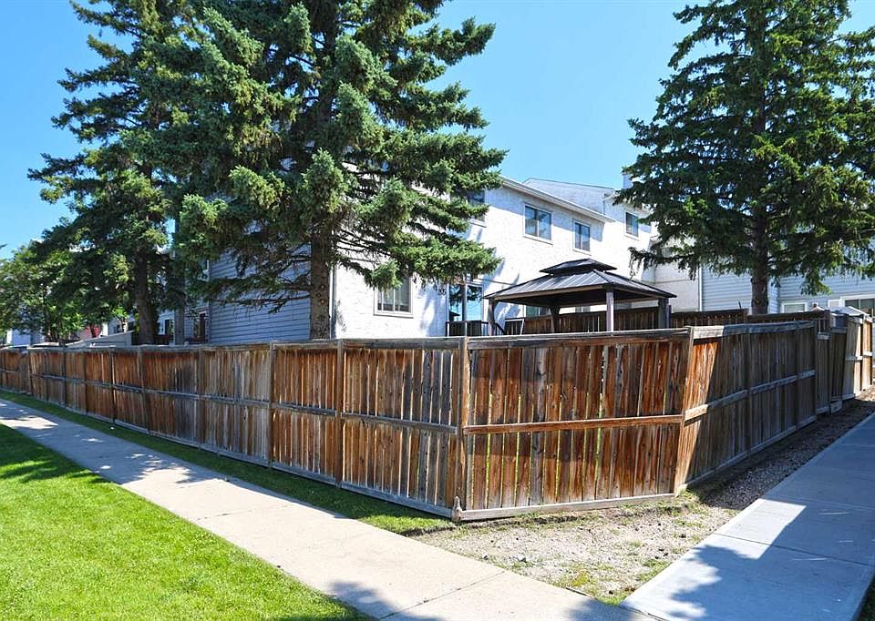 1st image of 310 N Falconridge Cres NE #205