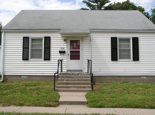504 W Chestnut St, Carbondale, IL 62901