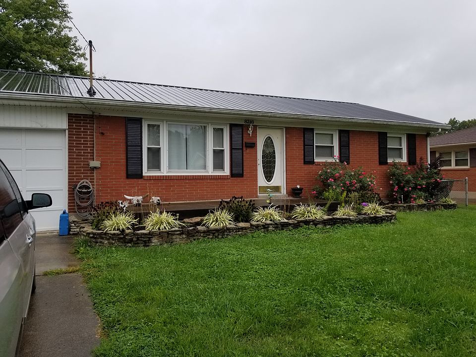 1st image of 8216 Latania Dr