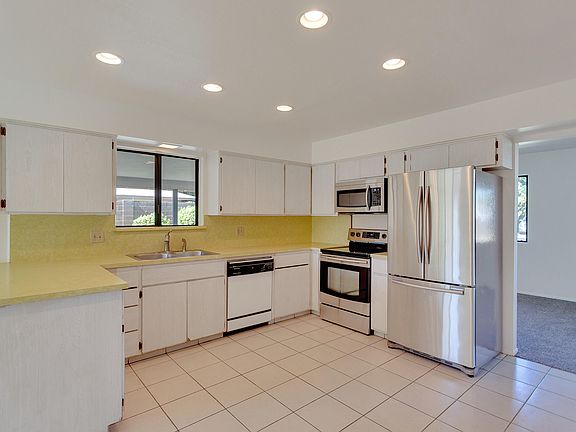 5th image of 4120 N 66th St