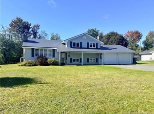 303 Percy Kelly Dr, Miramichi, NB E1V 5V5