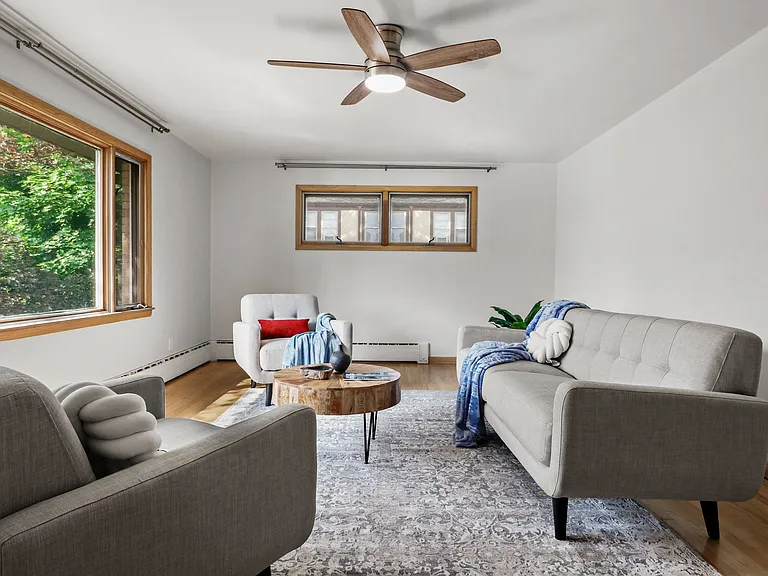 Just lovely... Set up a showing today!! This place will not last long. Make it yours!