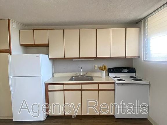 5th image of 425 N Kuakini St APT 205