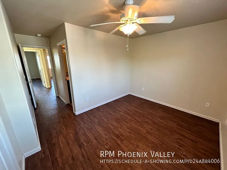 Bell Villas Apartments — Photo 54