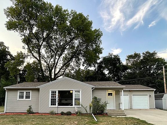 2418 Hackberry Dr.