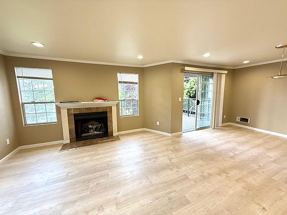 Living Room-Dining Room