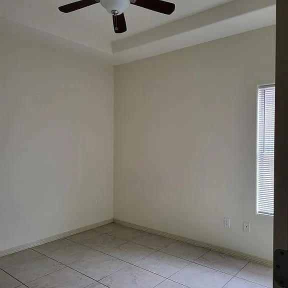 407 Lotto Ln #C — Photo 10