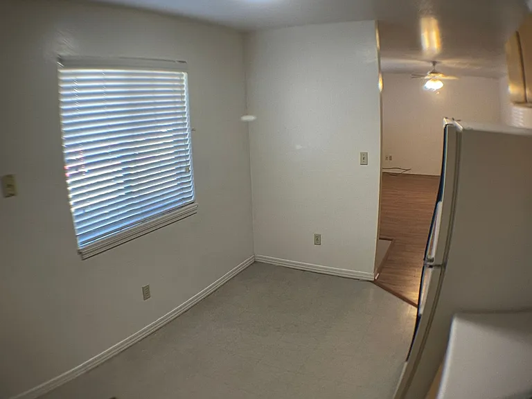 1728 N West St #B — Photo 12