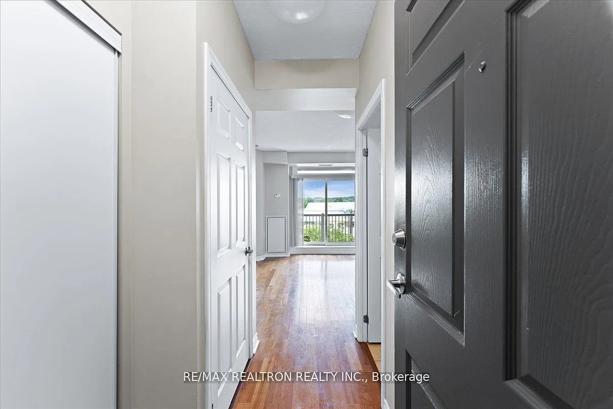 2 bed, $2,850 — Photo 2